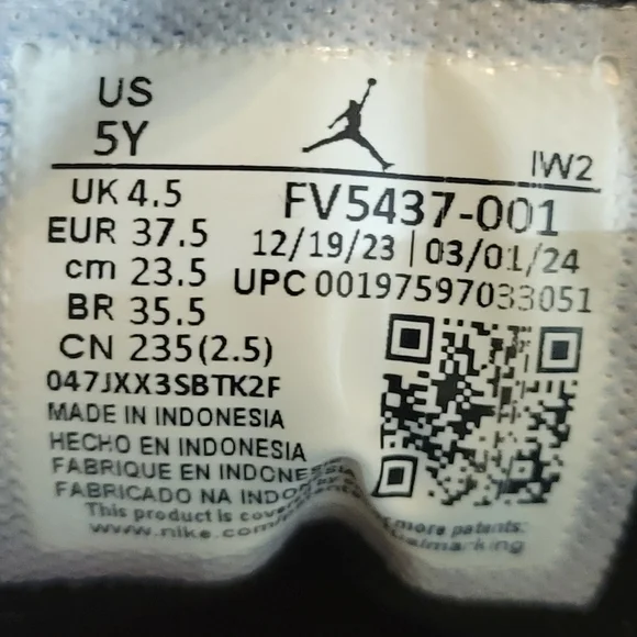 Jordan 3 Retro SE Rare Moto (GS) Boys 5Y Girls 6.5 EUC - Picture 10 of 10